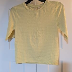 CALIA by Carrie Underwood Tee Womens XL Ribbed Seamless Crop Tee Fresh Hay Color